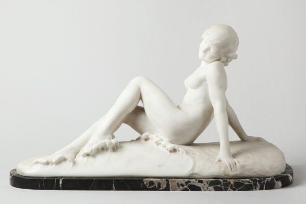 Photographie catalogue ouevre d'art: sculpture marbre, par Valle Serrano, basée à Toulouse