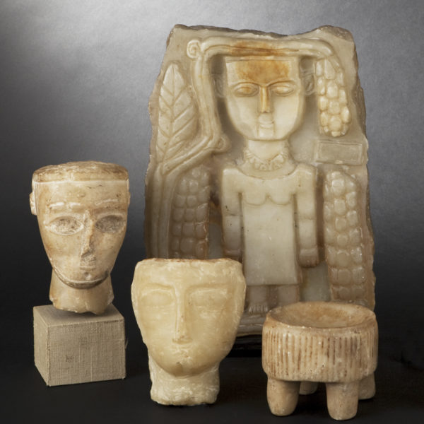 Photographie catalogue antiquités: sculptures, par Valle Serrano, basée à Toulouse