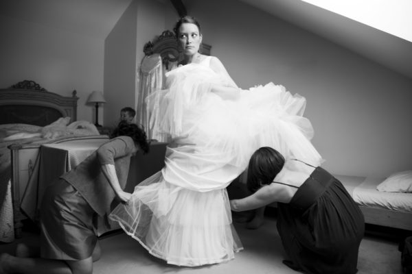 Photo preparatifs de la mariée, noir et blanc