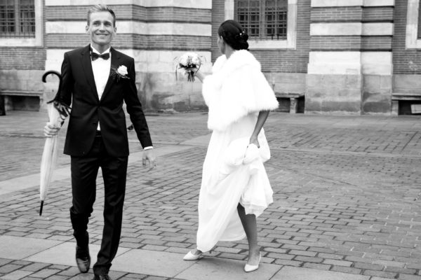 Reportage photo mariage, sortie de la mairie de Toulouse