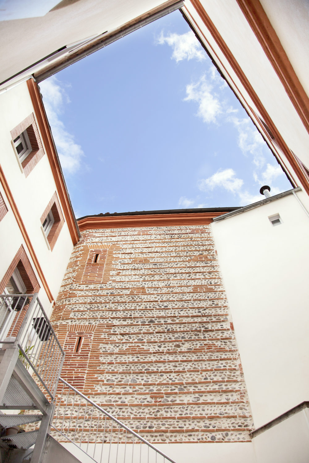 Photographe-immobilier-Toulouse-cour-intérieur