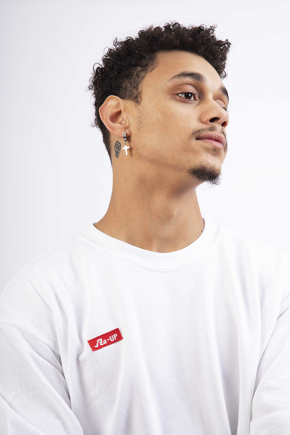 photographe-mode-toulouse-sweat-blanc-homme