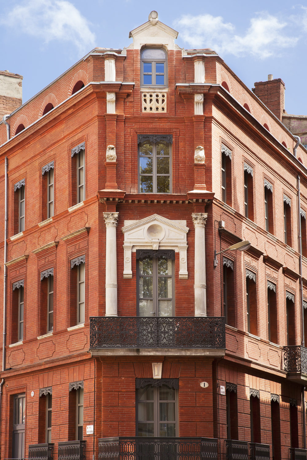 Photographe-immobilier-Toulouse-façade-Virebent