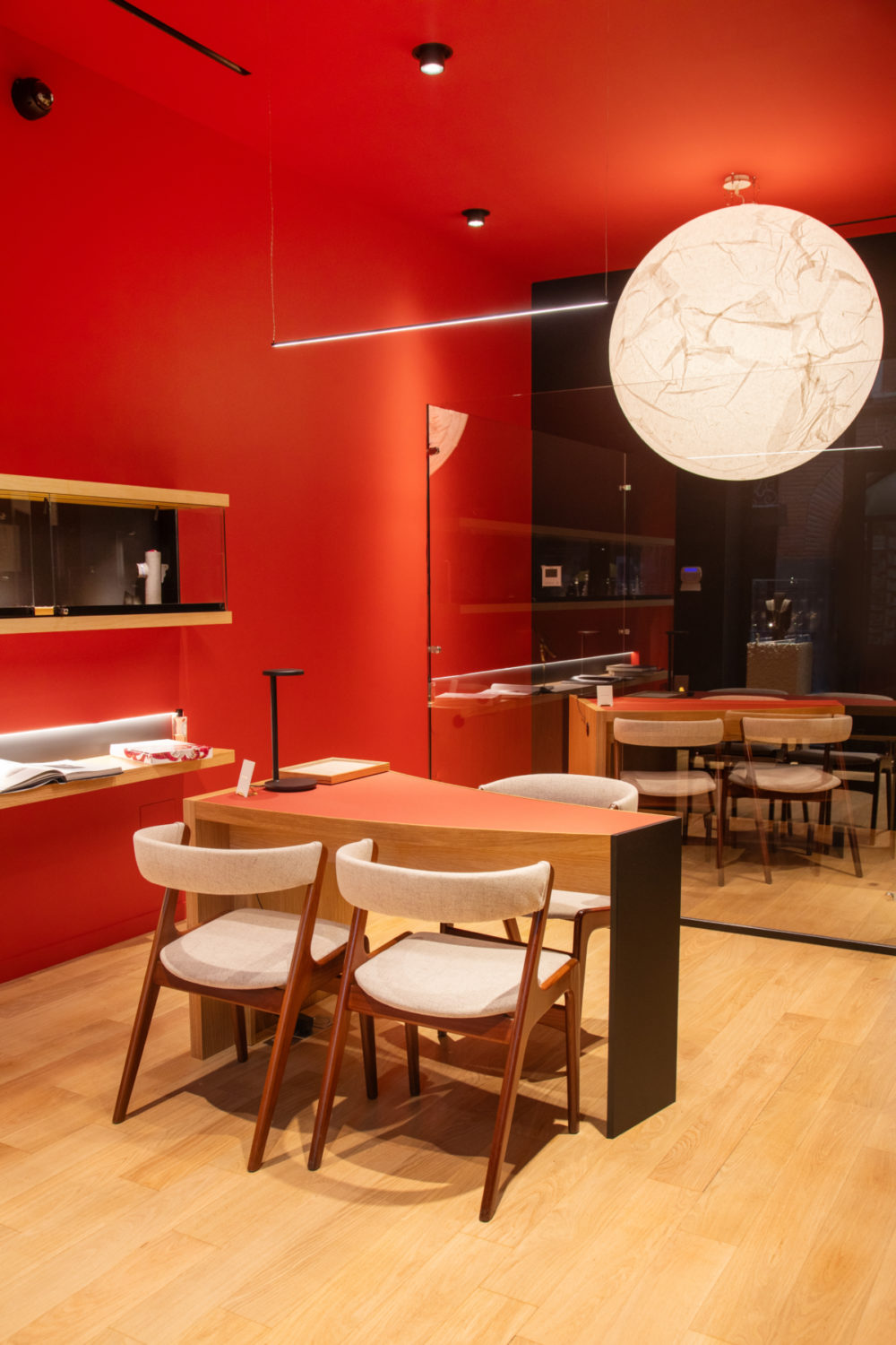 Valle-Serrano-Laujora-boutique-reception