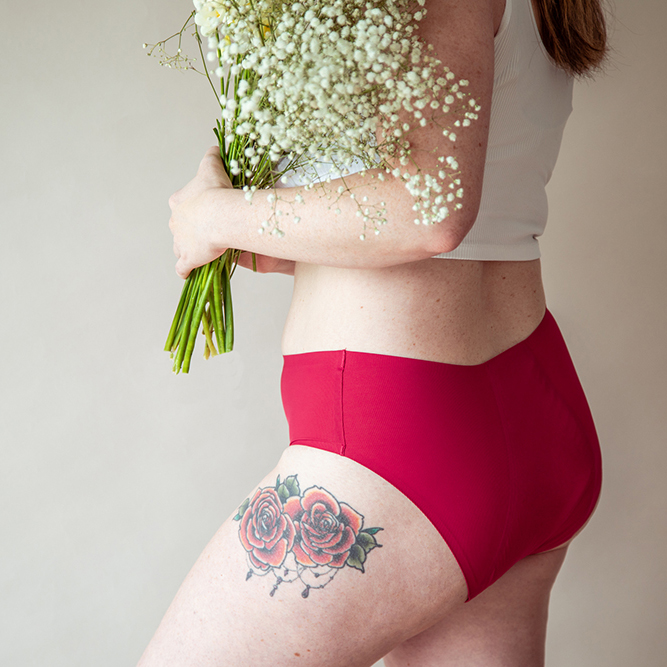 Valle-Serrano-Mademoiselle-Culotte-fleurs