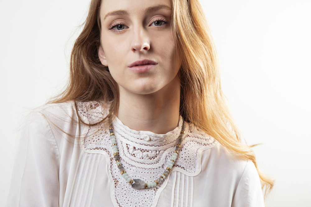 Photographe-mode-toulouse-studio-fond-blanc